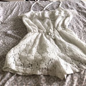 Abercrombie kids L white lace romper 🤍🧚‍♀️